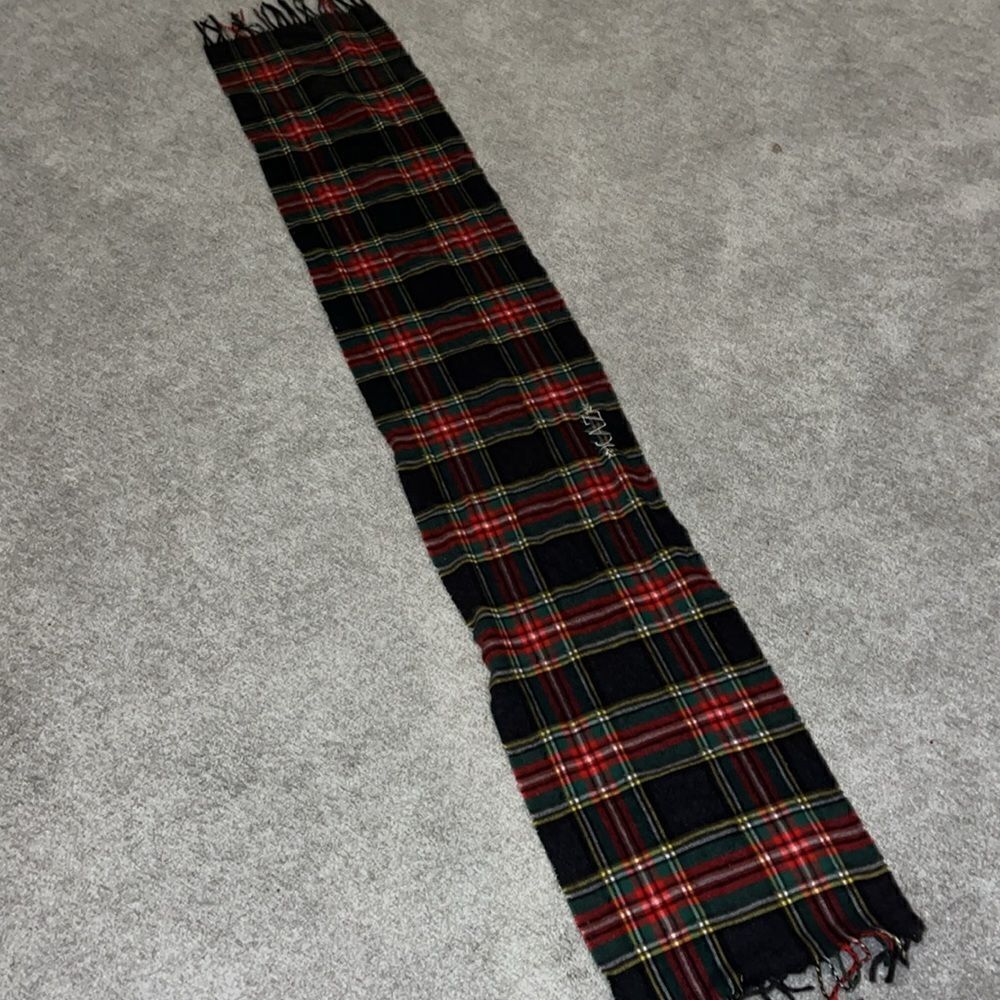 special Cashmere UK famous “KAZ” monogrammed plaid check tartan winter scarf